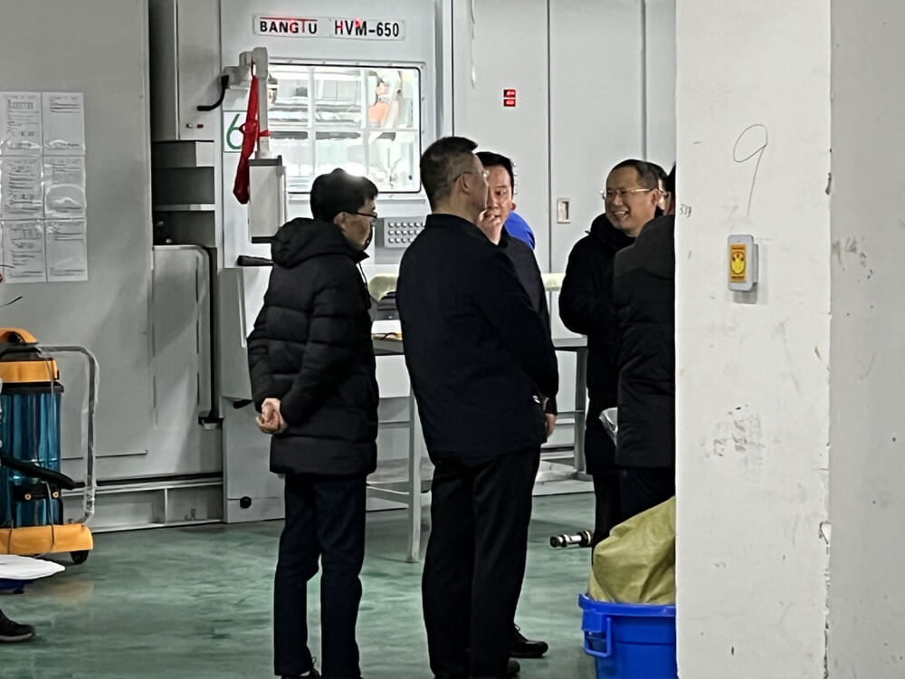 Mayor Kong Tao Came to the New Factory for Guidance
