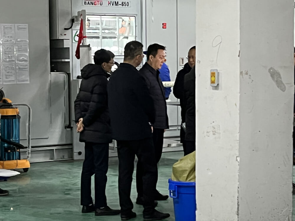 Mayor Kong Tao Came to the New Factory for Guidance