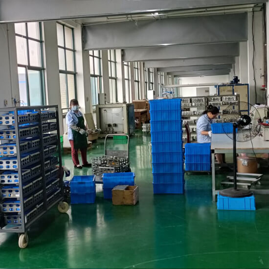 capacitor manufacturing company saifu capacitor workshop